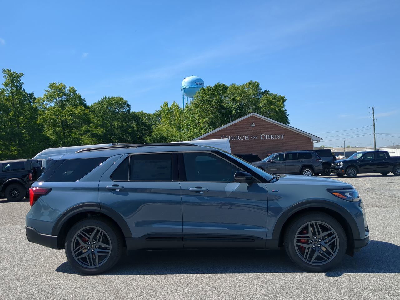 2026 Ford Explorer ST-Line
