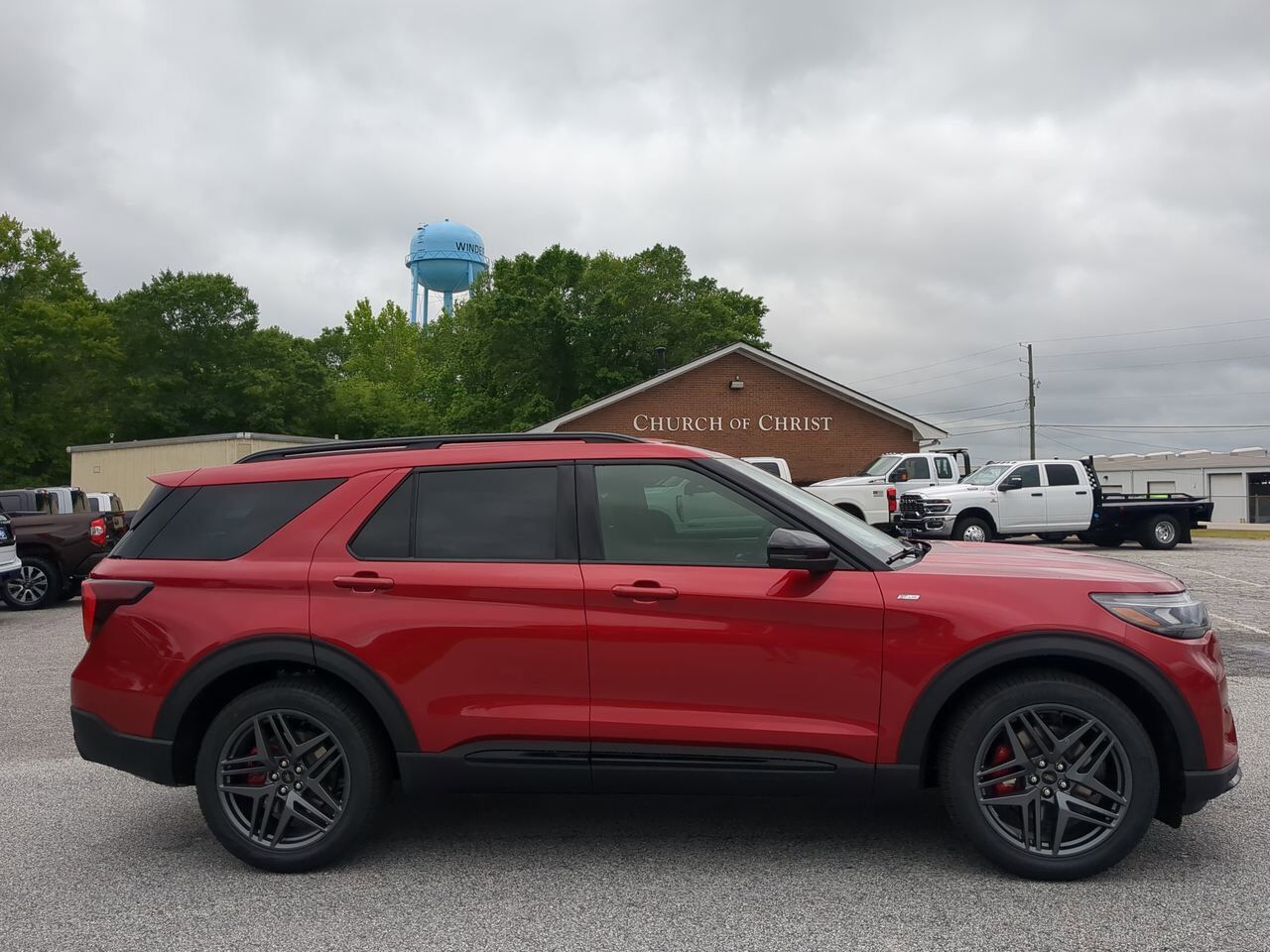 2026 Ford Explorer ST-Line