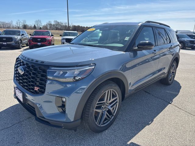 2026 Ford Explorer ST Random Lake WI