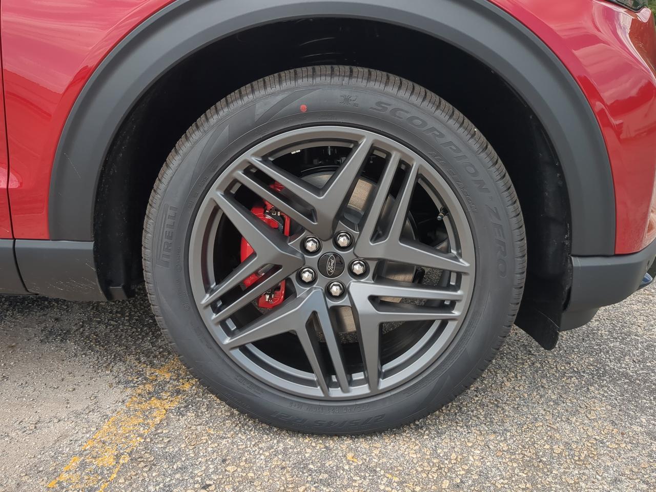 2026 Ford Explorer ST Appleton WI