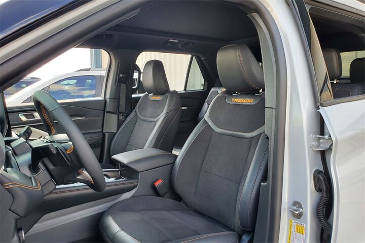 2026 Ford Explorer TREMOR AWD  TX