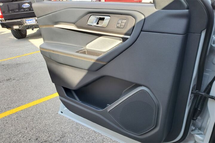 2026 Ford Explorer TREMOR AWD  TX