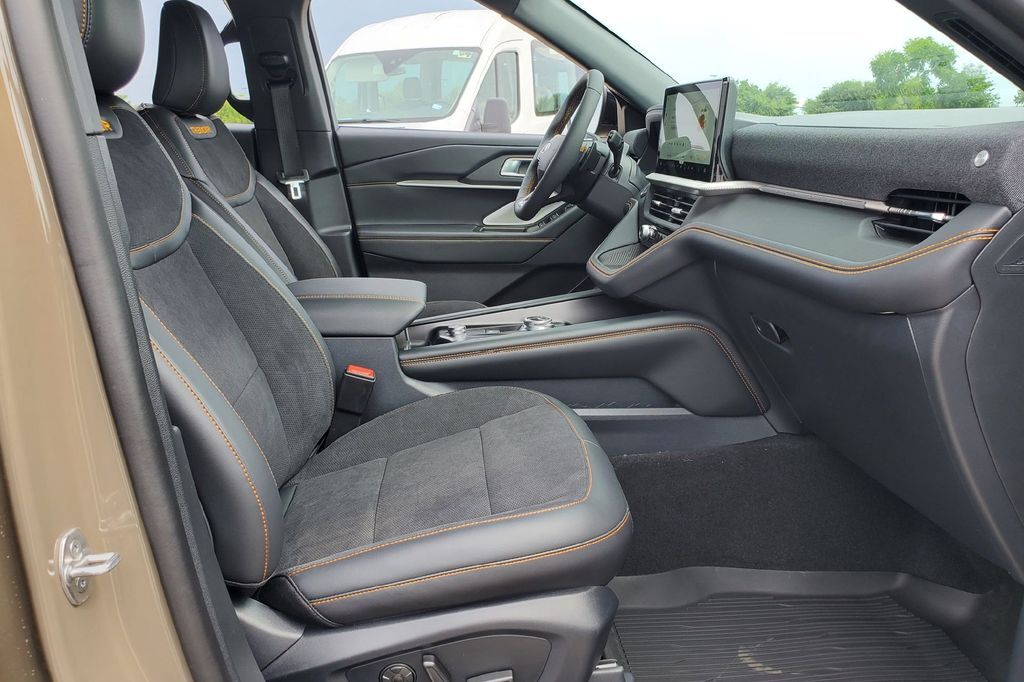2026 Ford Explorer Tremor Hondo TX