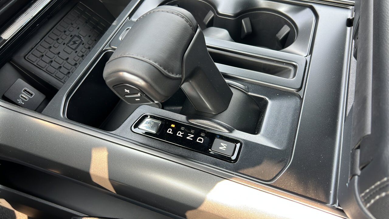 2026 Ford F-150 Lariat Sherwood Park AB