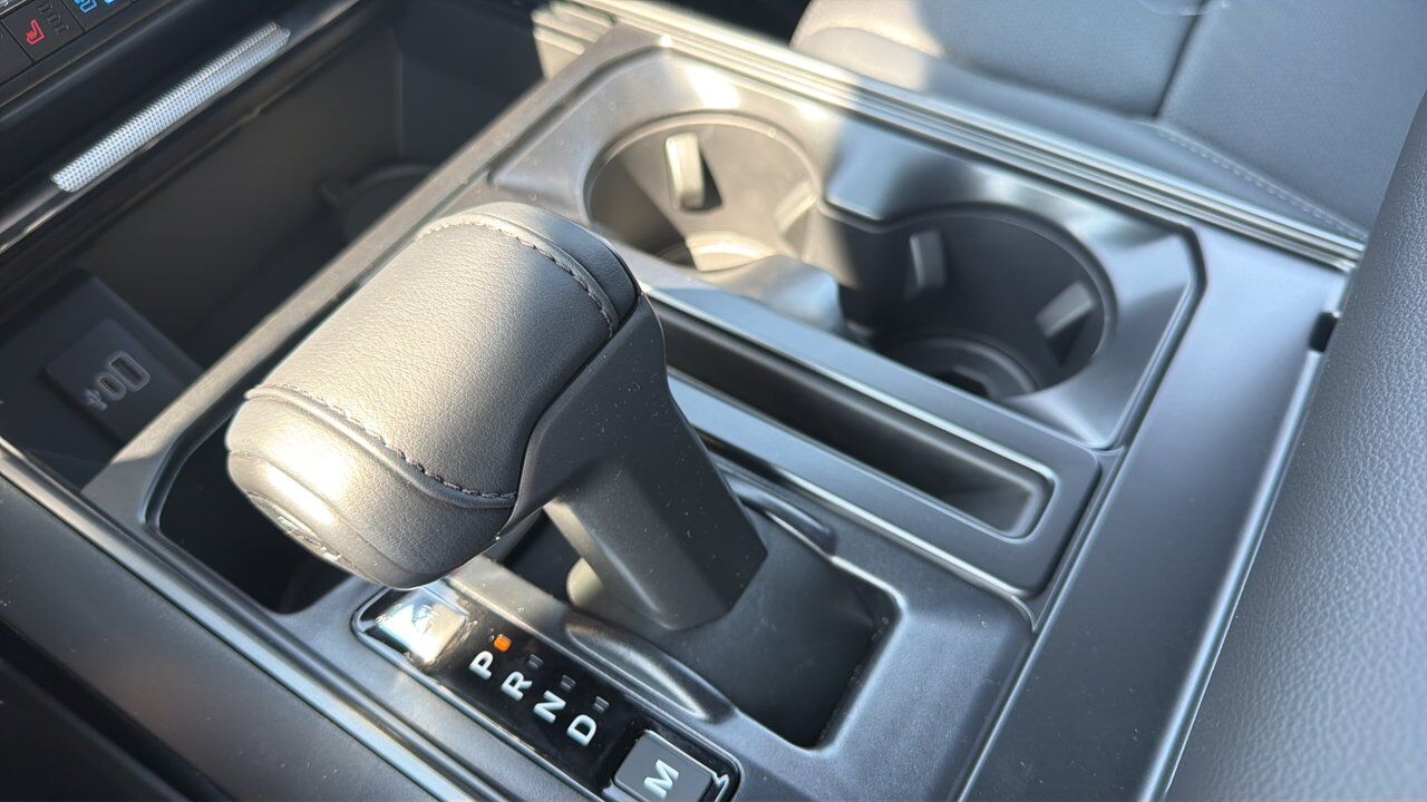 2026 Ford F-150 Lariat Sherwood Park AB