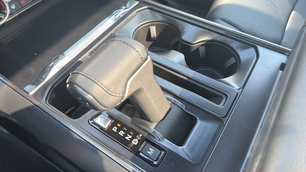 2026 Ford F-150 Lariat Sherwood Park AB