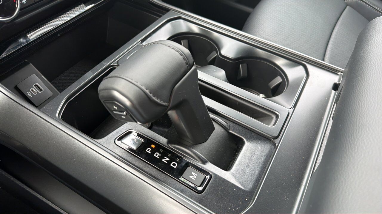 2026 Ford F-150 Lariat Sherwood Park AB