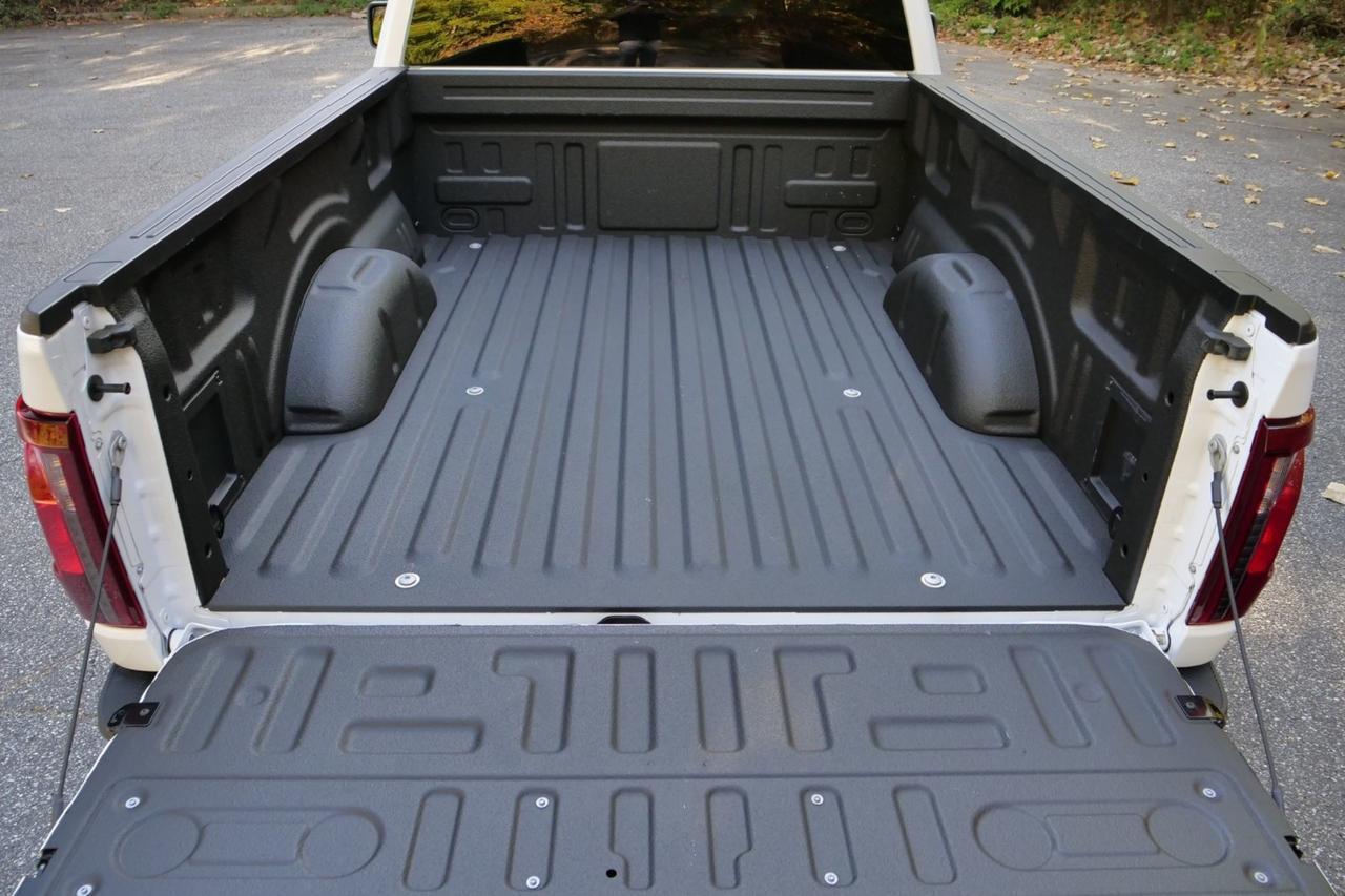 2026 Ford F-150 XL 4X4 / Lowering Kit / 5.0L V8 Lincolnton NC