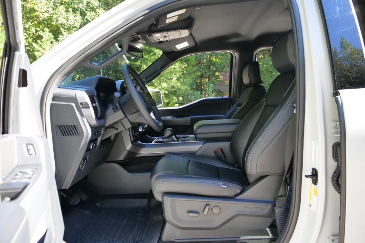 2026 Ford F-150 XLT 4X4 / Leather Seating / Black Appearance Package Lincolnton NC
