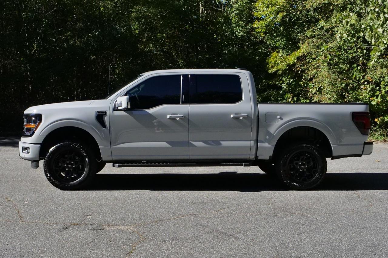 2026 Ford F-150 XLT 4X4 / Leather Seating / Black Appearance Package Lincolnton NC