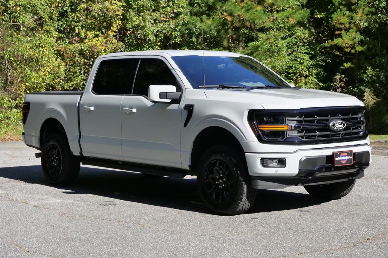 2026 Ford F-150 XLT 4X4 / Leather Seating / Black Appearance Package Lincolnton NC