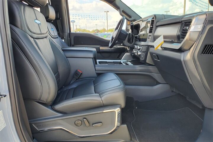 2026 Ford F-250SD Platinum  TX