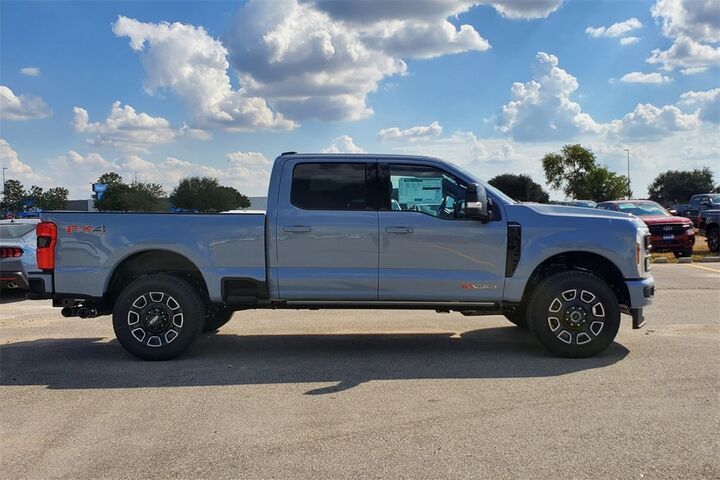 2026 Ford F-250SD Platinum  TX