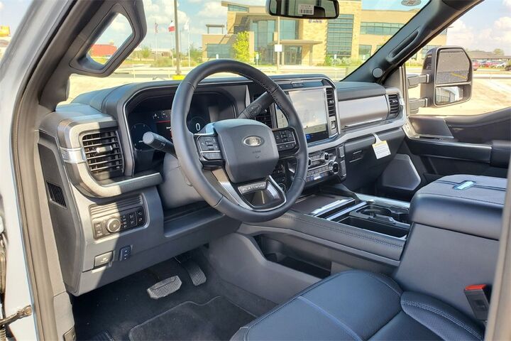 2026 Ford F-250SD Platinum  TX