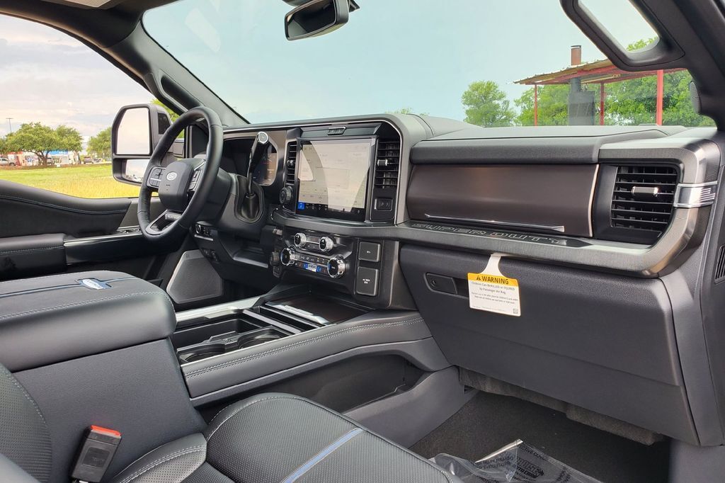 2026 Ford F-250SD Platinum Hondo TX