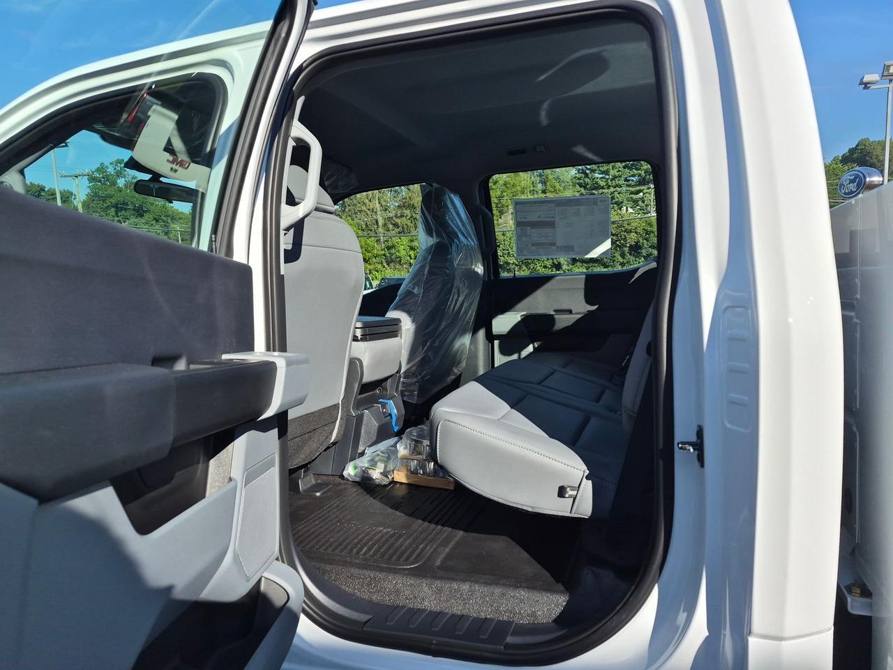 2026 Ford F-250SD XL SERVICE BODY Warrenton VA