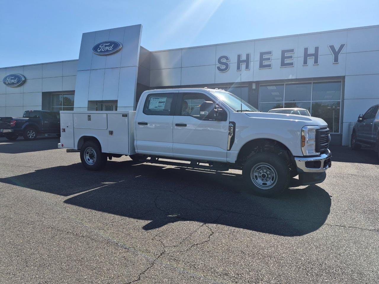 2026 Ford F-250SD XL SERVICE BODY