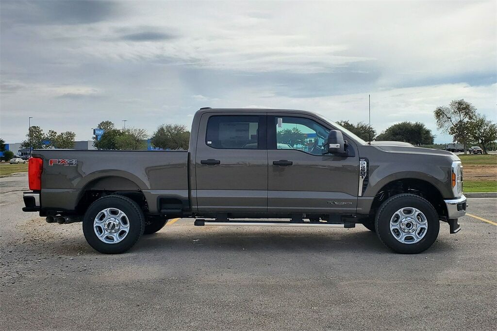 2026 Ford F-250SD XLT Hondo TX
