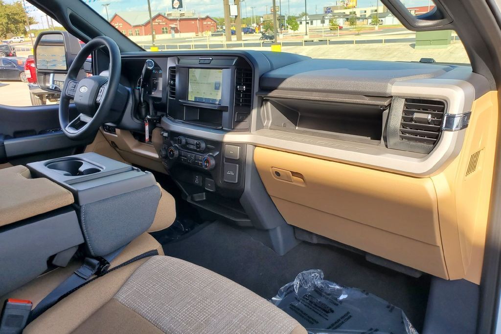 2026 Ford F-250SD XLT Hondo TX