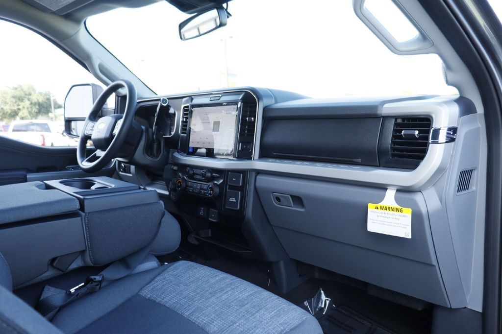 2026 Ford F-250SD XLT Hondo TX