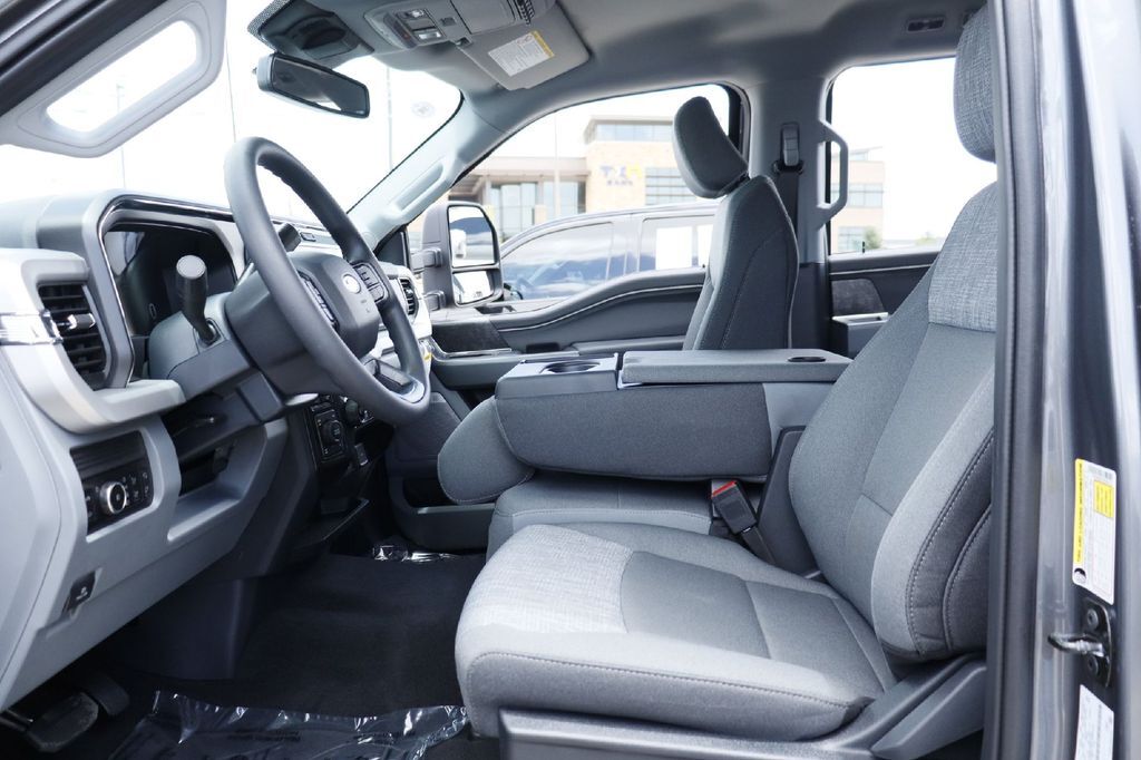 2026 Ford F-250SD XLT Hondo TX