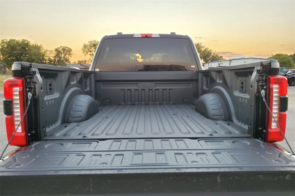 2026 Ford F-250SD XLT Hondo TX