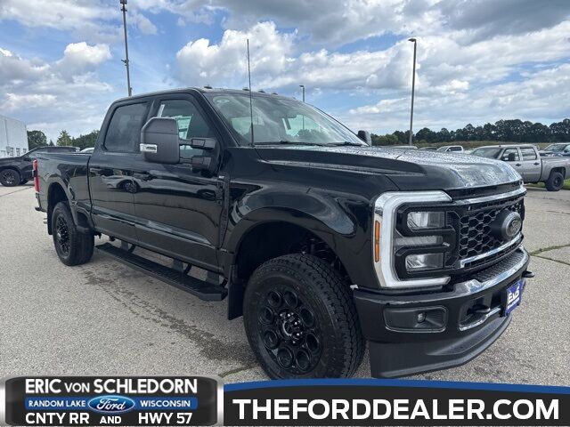 2026 Ford F-250SD XLT Milwaukee WI