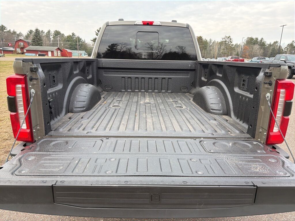 2026 Ford F-350 Super Duty 4x4 Crew Cab Lariat SRW Minocqua WI
