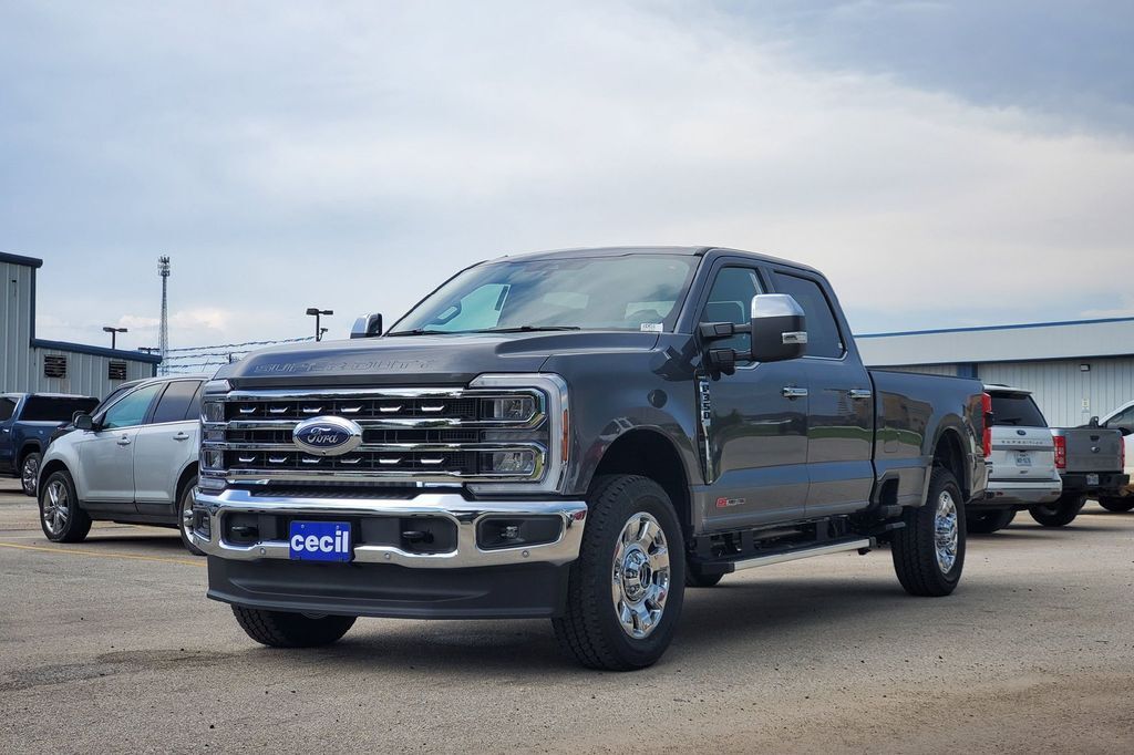 2026 Ford F-350SD Lariat