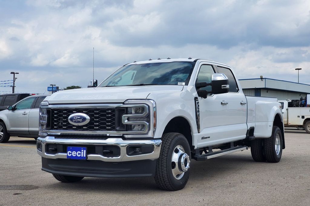 2026 Ford F-350SD Lariat