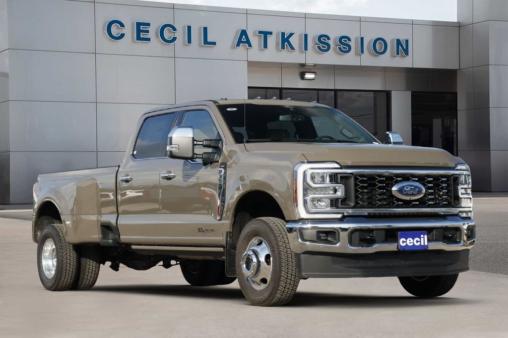 2026 Ford F-350SD Lariat