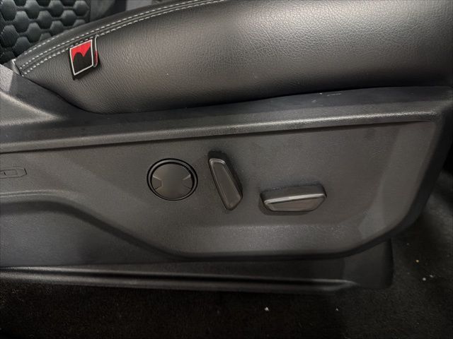 2026 Ford F-350SD Lariat Random Lake WI