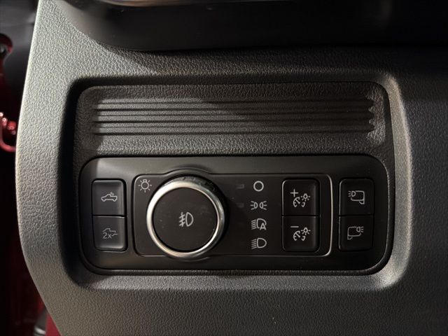 2026 Ford F-350SD Lariat Random Lake WI