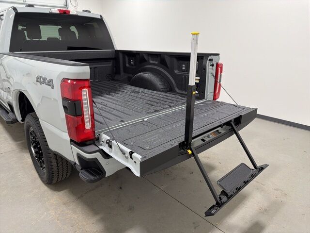 2026 Ford F-350SD Lariat Pine River MN