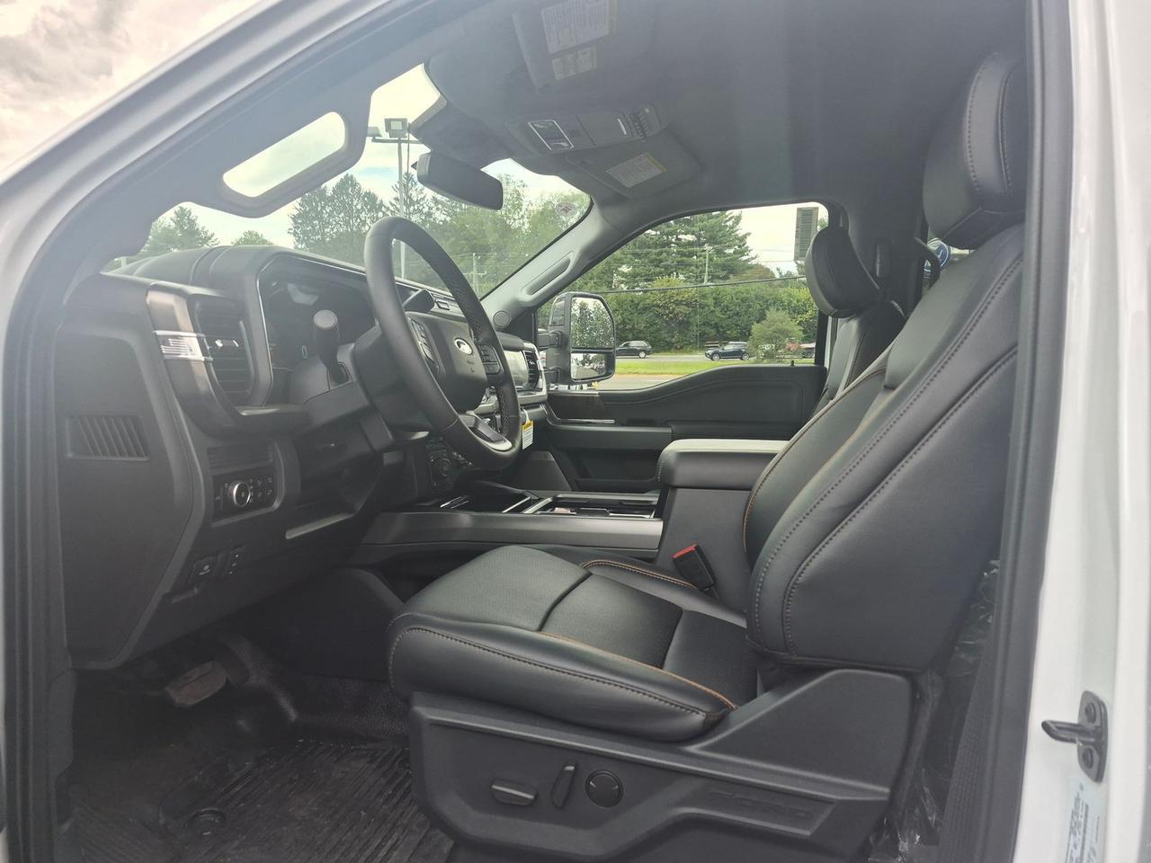 2026 Ford F-350SD Lariat SERVICE BODY Warrenton VA