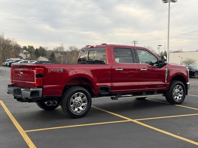 2026 Ford F-350SD Lariat