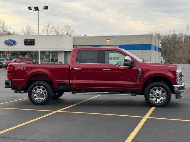 2026 Ford F-350SD Lariat