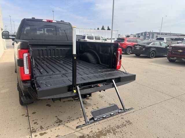 2026 Ford F-350SD Platinum Watertown SD