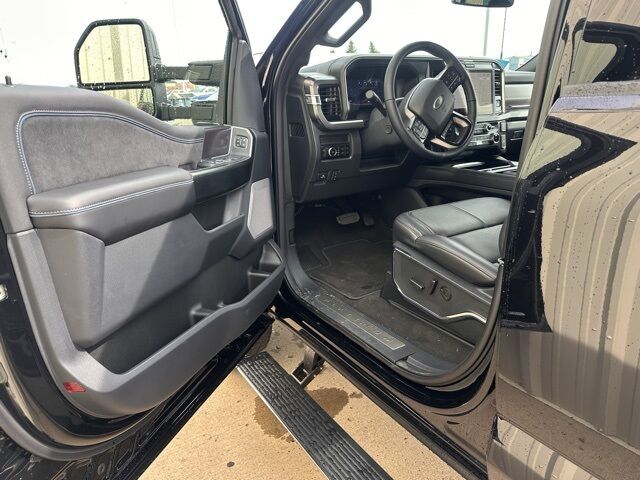 2026 Ford F-350SD Platinum Watertown SD