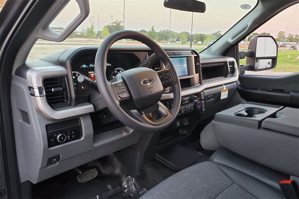 2026 Ford F-350SD XL Hondo TX