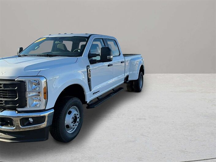 2026 Ford F-350SD XL Oshkosh WI