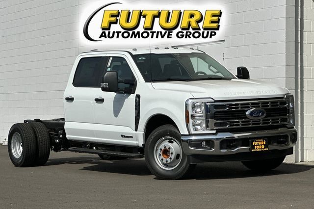 2026 Ford F-350 XL Crew Cab 179-In DRW's photo