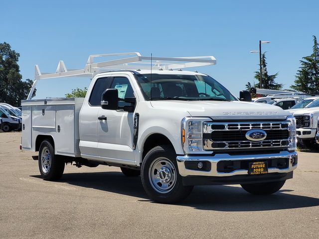 2026 Ford F-350 XL SuperCab 168-In SRW's photo