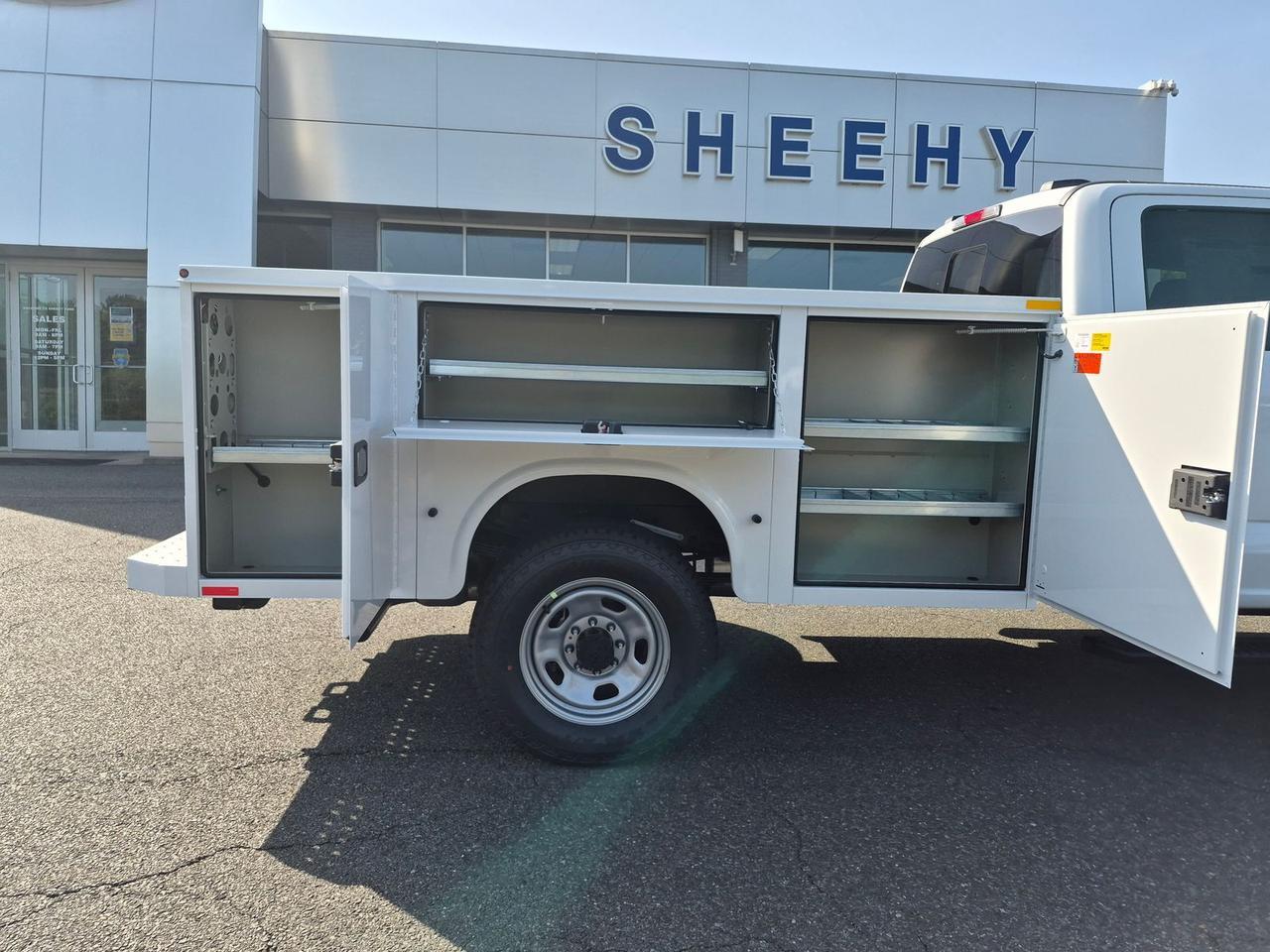 2026 Ford F-350SD XL SERVICE BODY Warrenton VA