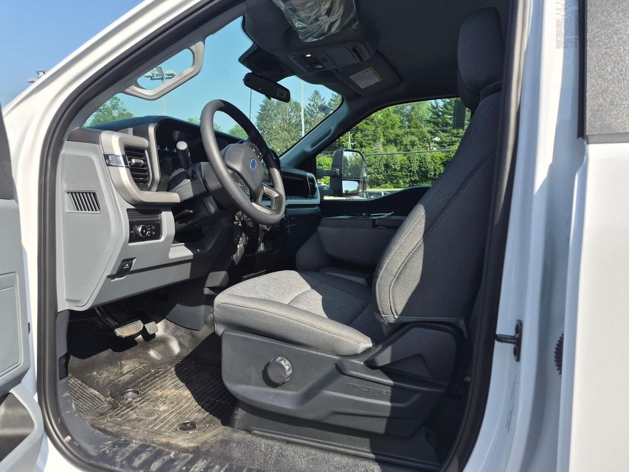 2026 Ford F-350SD XL SERVICE BODY Warrenton VA