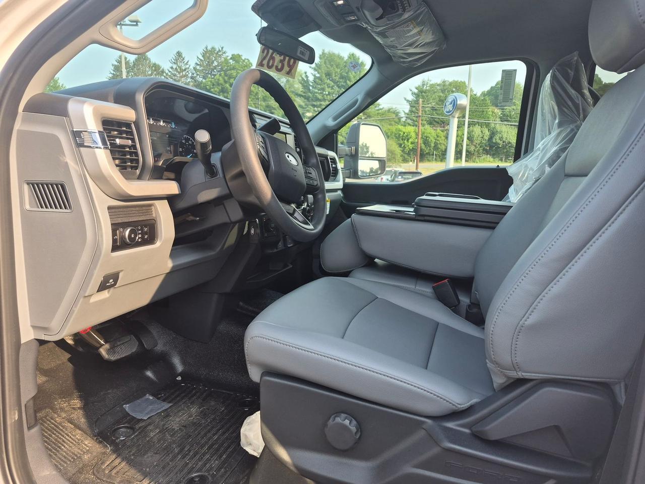 2026 Ford F-350SD XL SERVICE BODY Warrenton VA