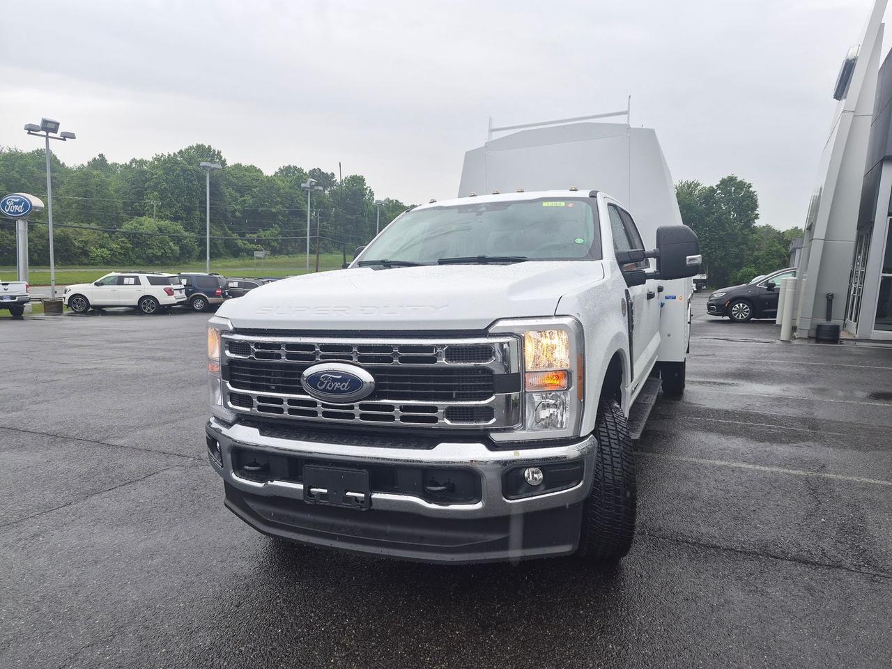2026 Ford F-350SD XL SERVICE BODY Warrenton VA