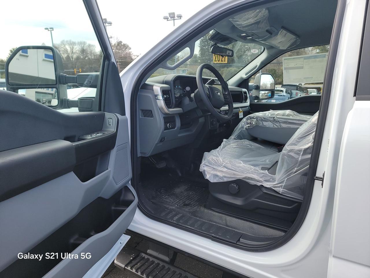 2026 Ford F-350SD XL SERVICE BODY Warrenton VA