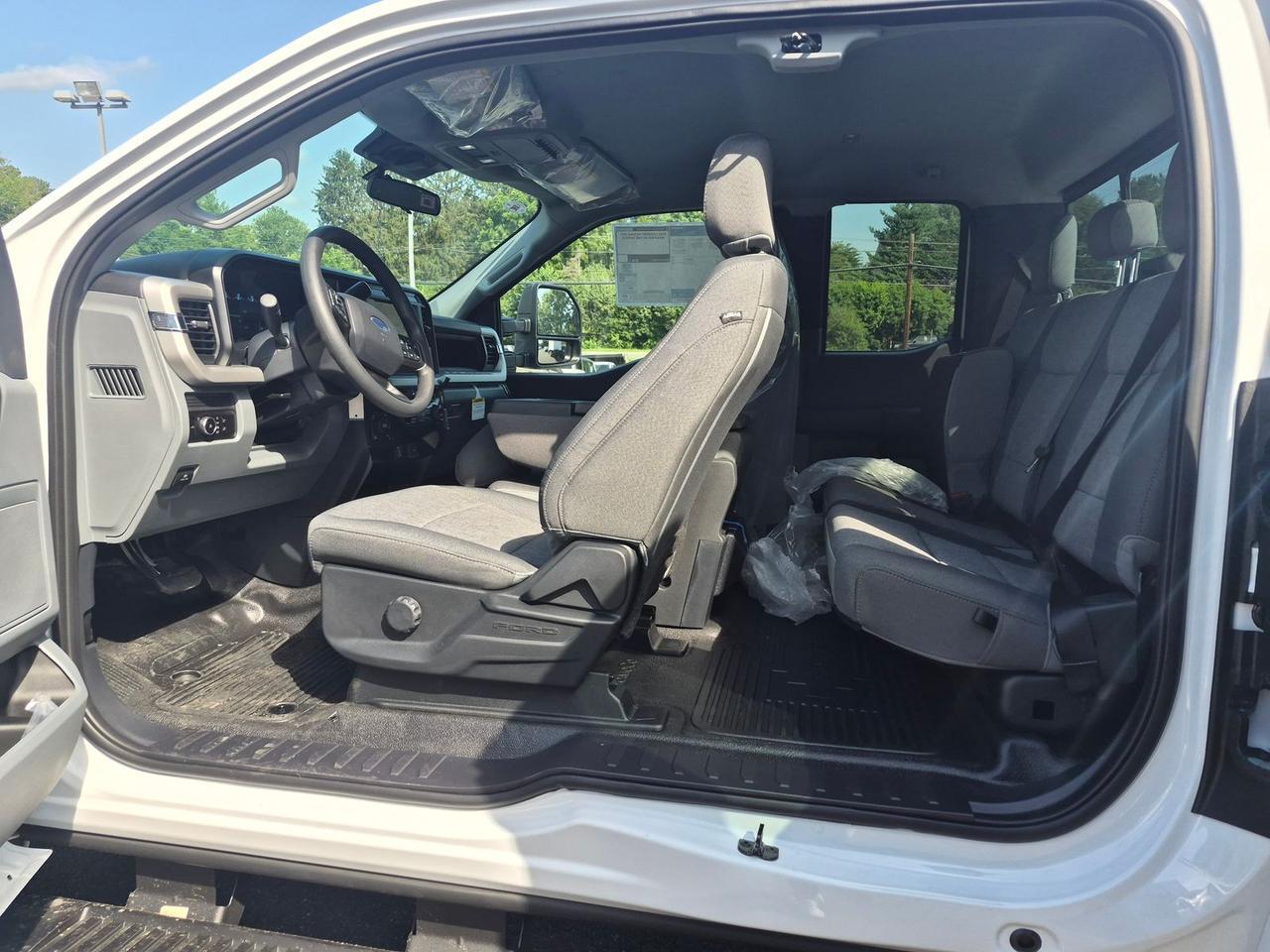 2026 Ford F-350SD XL SERVICE BODY Warrenton VA