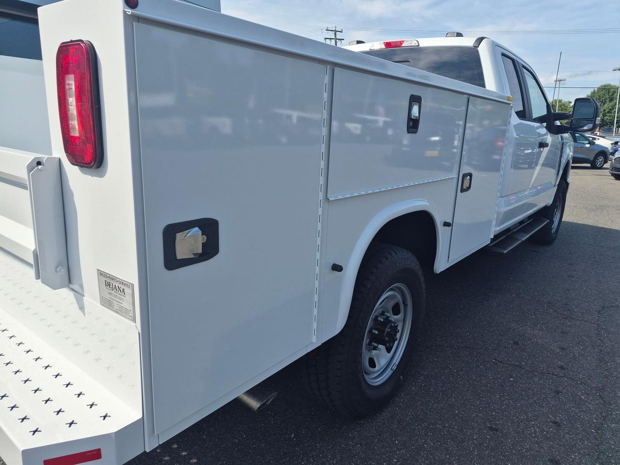 2026 Ford F-350SD XL SERVICE BODY Warrenton VA